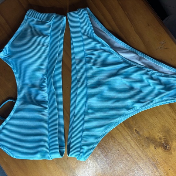 SHEIN Light Blue Ribbed Bikini Set - Picture 2 of 2